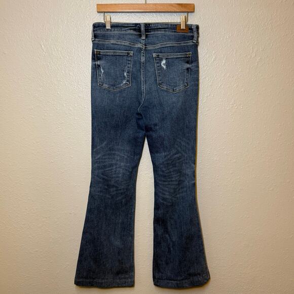 Judy Blue Mid Rise Botton Fly Trouser Flare Denim Jeans Distressed Size 9/29 - Picture 2 of 11